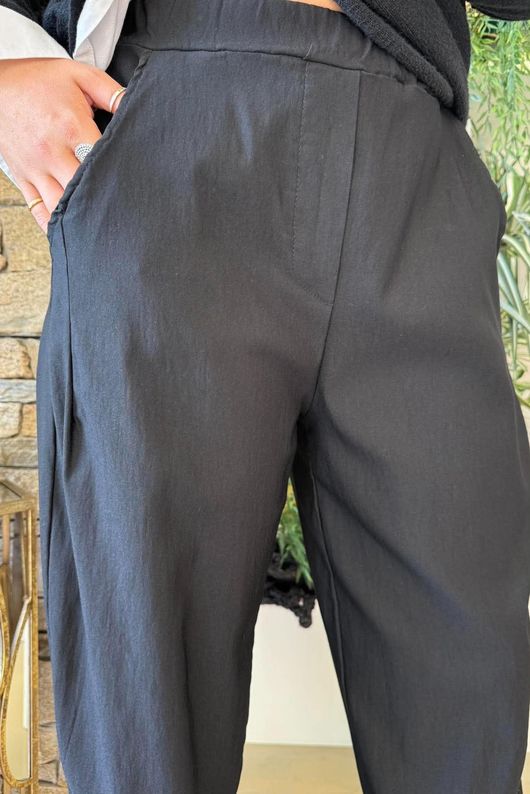 Bengaline Carrot Leg Trouser Black